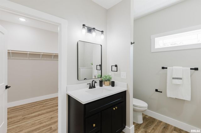 704 JONATHAN Lane, Carterville, IL 62918