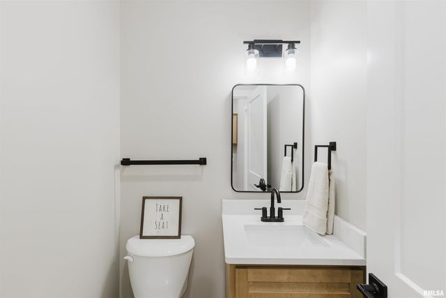 704 JONATHAN Lane, Carterville, IL 62918