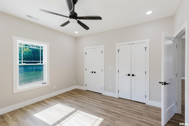 704 JONATHAN Lane, Carterville, IL 62918