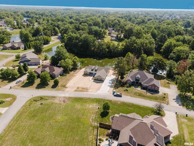 704 JONATHAN Lane, Carterville, IL 62918