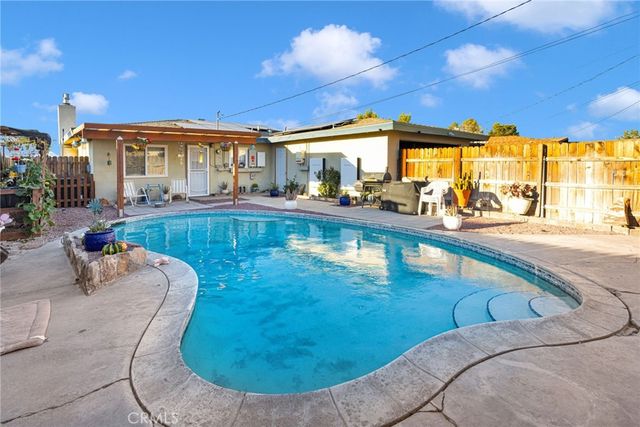 108 W Desert View Drive, Barstow, CA 92311