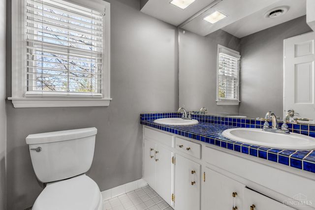 7720 Chumani Lane, Indian Hill, OH 45243
