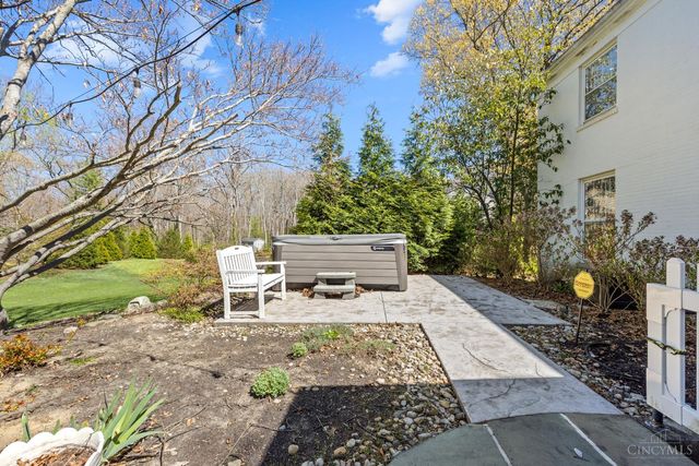 7720 Chumani Lane, Indian Hill, OH 45243