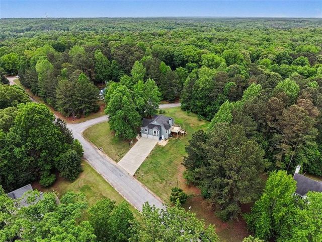 7947 Ponderosa Trace, Winston, GA 30187
