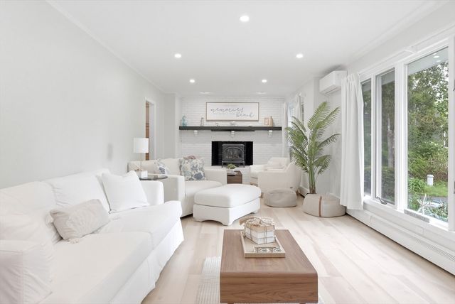 1519 Santuit Newtown Rd, Barnstable, MA 02635