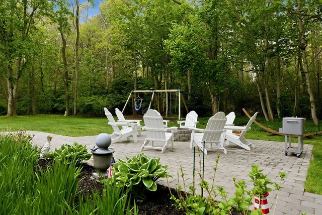 1519 Santuit Newtown Rd, Barnstable, MA 02635