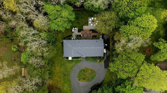 1519 Santuit Newtown Rd, Barnstable, MA 02635