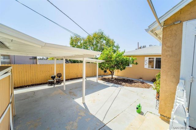 22 Cherokee Pt., San Diego, CA 92104