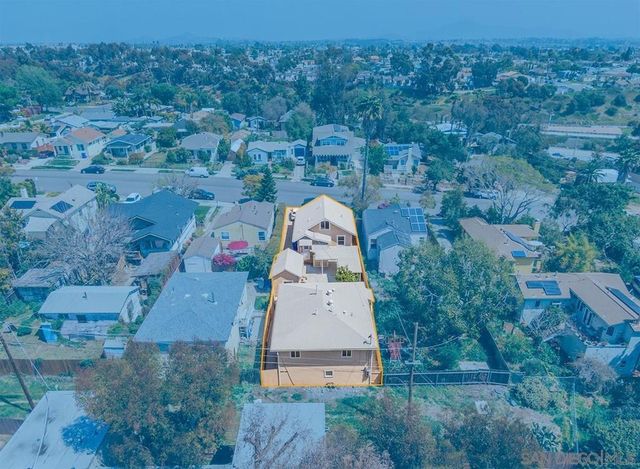 22 Cherokee Pt., San Diego, CA 92104