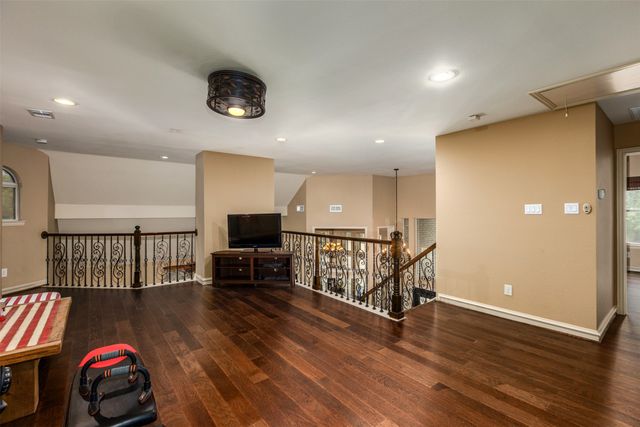 3807 Keystone Court, Carrollton, TX 75007