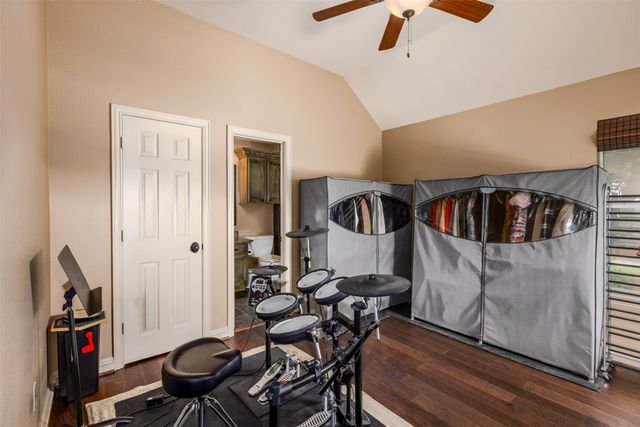3807 Keystone Court, Carrollton, TX 75007