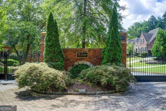3869 Teesdale Court, Sandy Springs, GA 30350