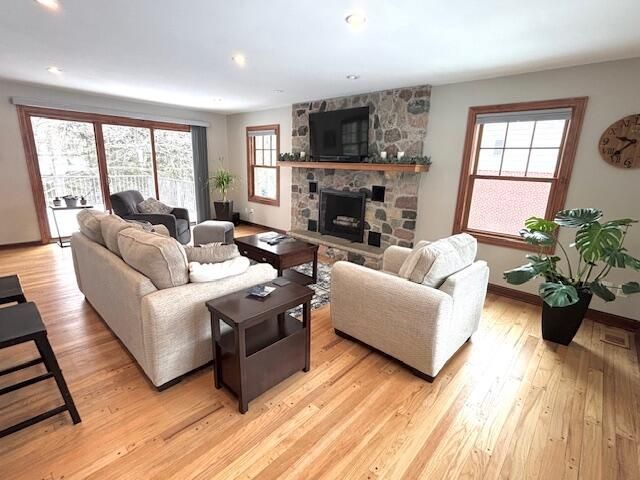 1530 13th AVENUE, Grafton, WI 53024