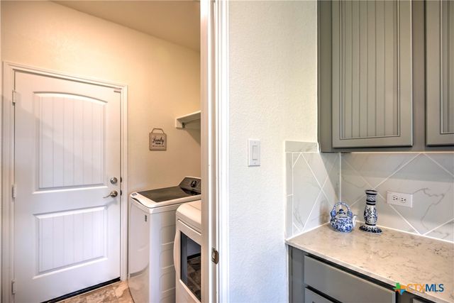 119 Lucky Texan Cove, Jarrell, TX 76537