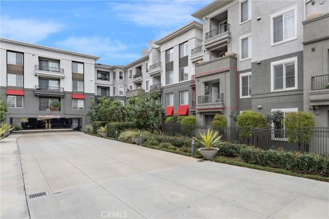 1801 E Katella 2029, Anaheim, CA 92805