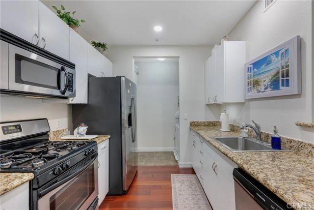 1801 E Katella 2029, Anaheim, CA 92805