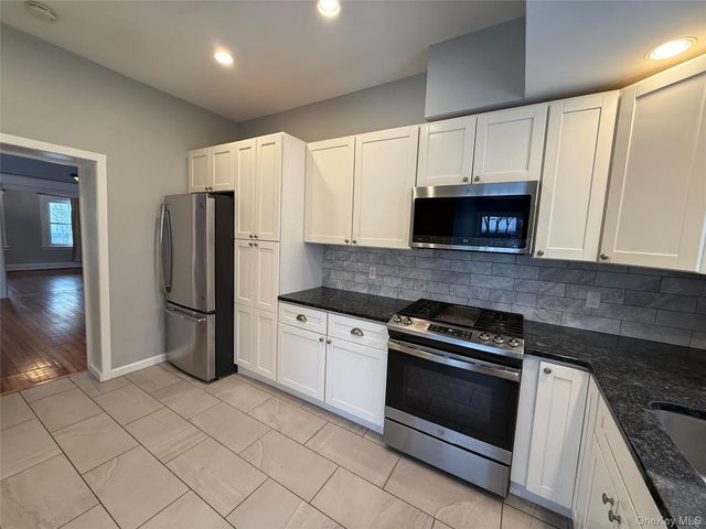 120 Clinton Avenue 1, Nyack, NY 10960