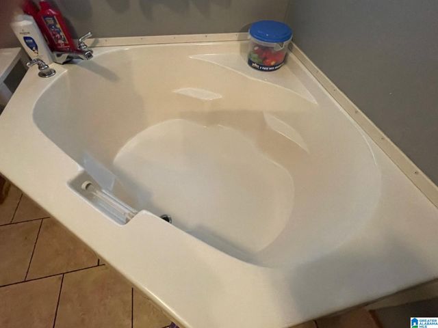 6812 KISKA AVENUE, Birmingham, AL 35224