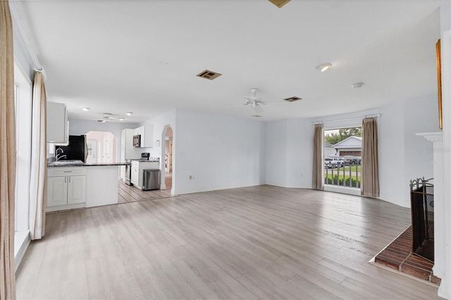 2002 8TH STREET W, Palmetto, FL 34221