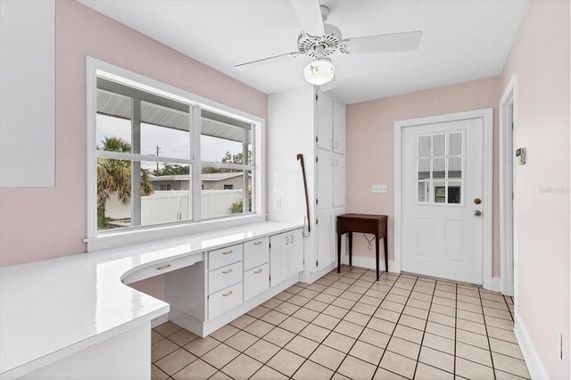 2002 8TH STREET W, Palmetto, FL 34221
