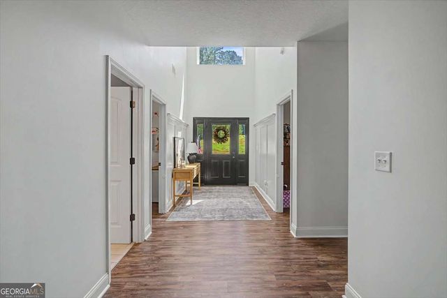 1381 Star Point Road, Carrollton, GA 30116