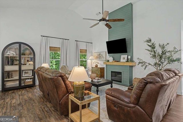 1381 Star Point Road, Carrollton, GA 30116