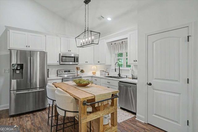 1381 Star Point Road, Carrollton, GA 30116