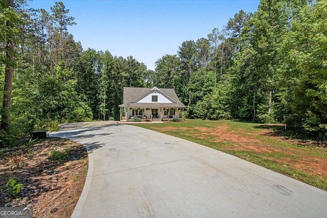 1381 Star Point Road, Carrollton, GA 30116