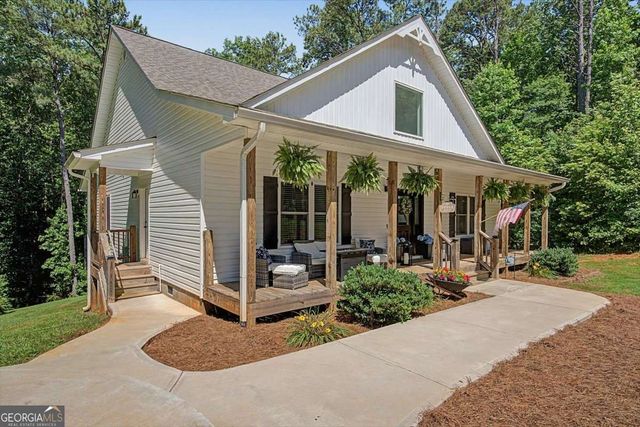 1381 Star Point Road, Carrollton, GA 30116