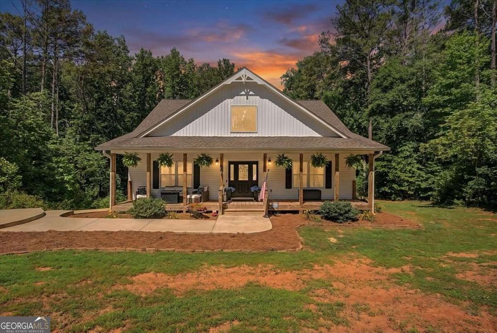 1381 Star Point Road, Carrollton, GA 30116
