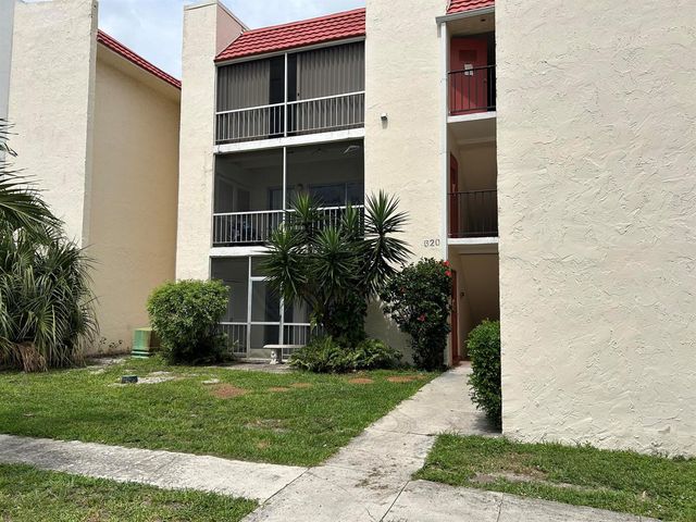 620 NW 13th Street 15, Boca Raton, FL 33486