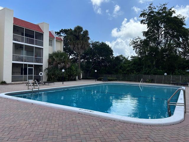 620 NW 13th Street 15, Boca Raton, FL 33486