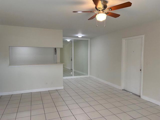 620 NW 13th Street 15, Boca Raton, FL 33486