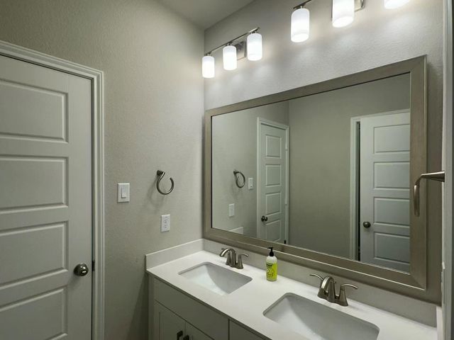 8409 Soaring Sky Lane, Houston, TX 77063