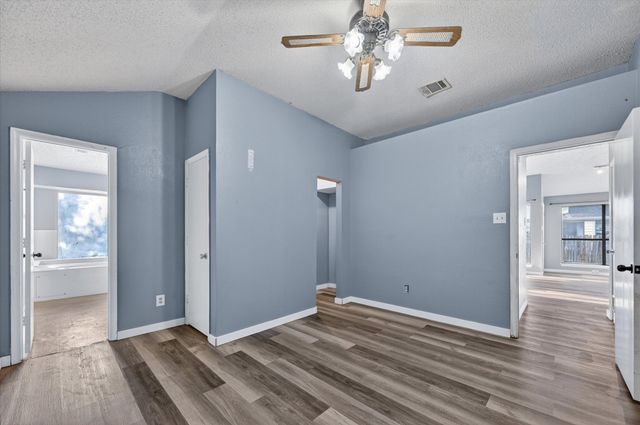 6217 Fairlane Drive, Arlington, TX 76001