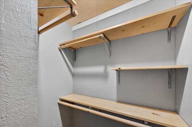 6217 Fairlane Drive, Arlington, TX 76001