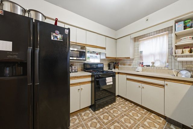5433 S Homan Avenue, Chicago, IL 60632