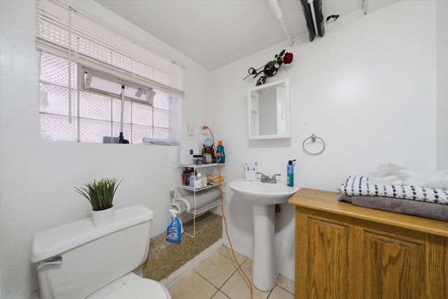 5433 S Homan Avenue, Chicago, IL 60632