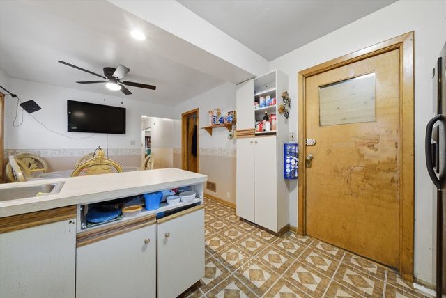 5433 S Homan Avenue, Chicago, IL 60632