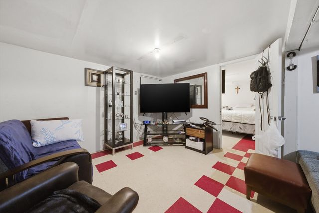 5433 S Homan Avenue, Chicago, IL 60632