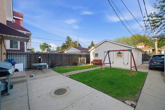 5433 S Homan Avenue, Chicago, IL 60632