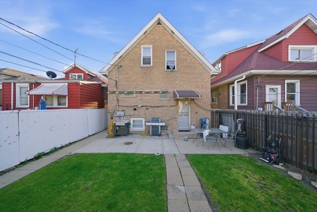5433 S Homan Avenue, Chicago, IL 60632