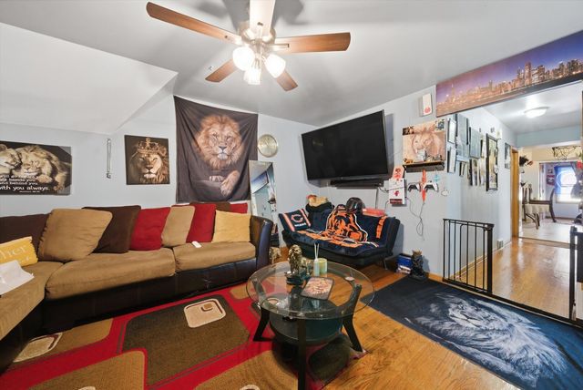 5433 S Homan Avenue, Chicago, IL 60632