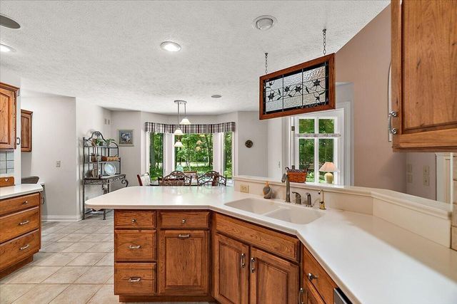 71370 Forest Eagle Lane, Niles, MI 49120