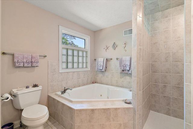 71370 Forest Eagle Lane, Niles, MI 49120