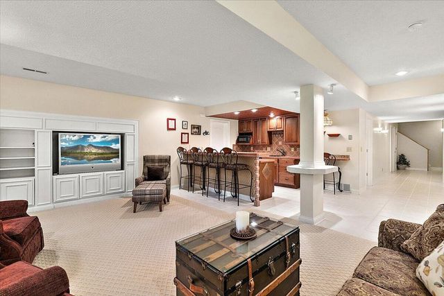 71370 Forest Eagle Lane, Niles, MI 49120