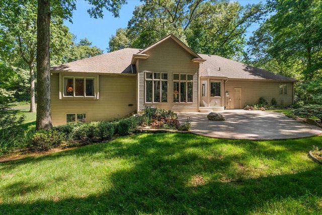 71370 Forest Eagle Lane, Niles, MI 49120