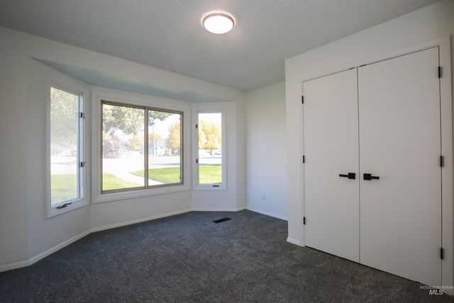 1817 Laurel Drive, Ontario, OR 97914