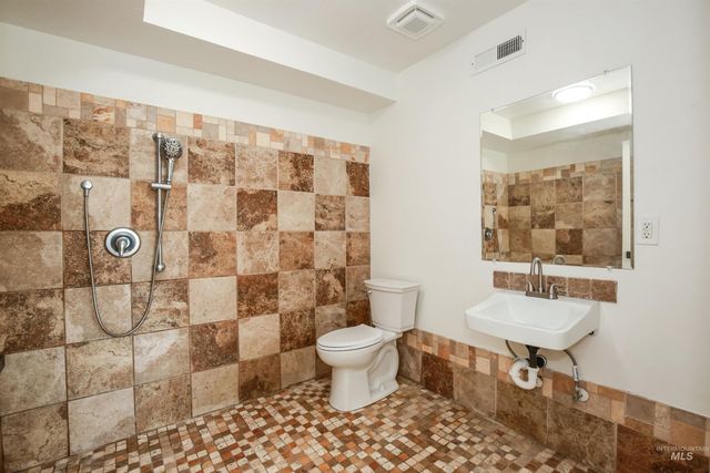 1817 Laurel Drive, Ontario, OR 97914