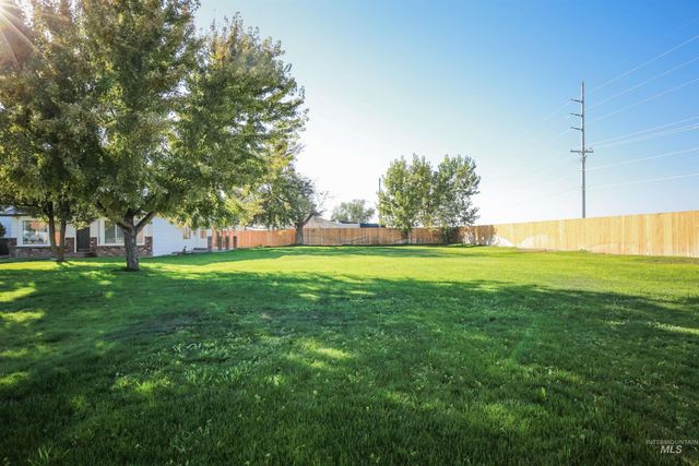 1817 Laurel Drive, Ontario, OR 97914